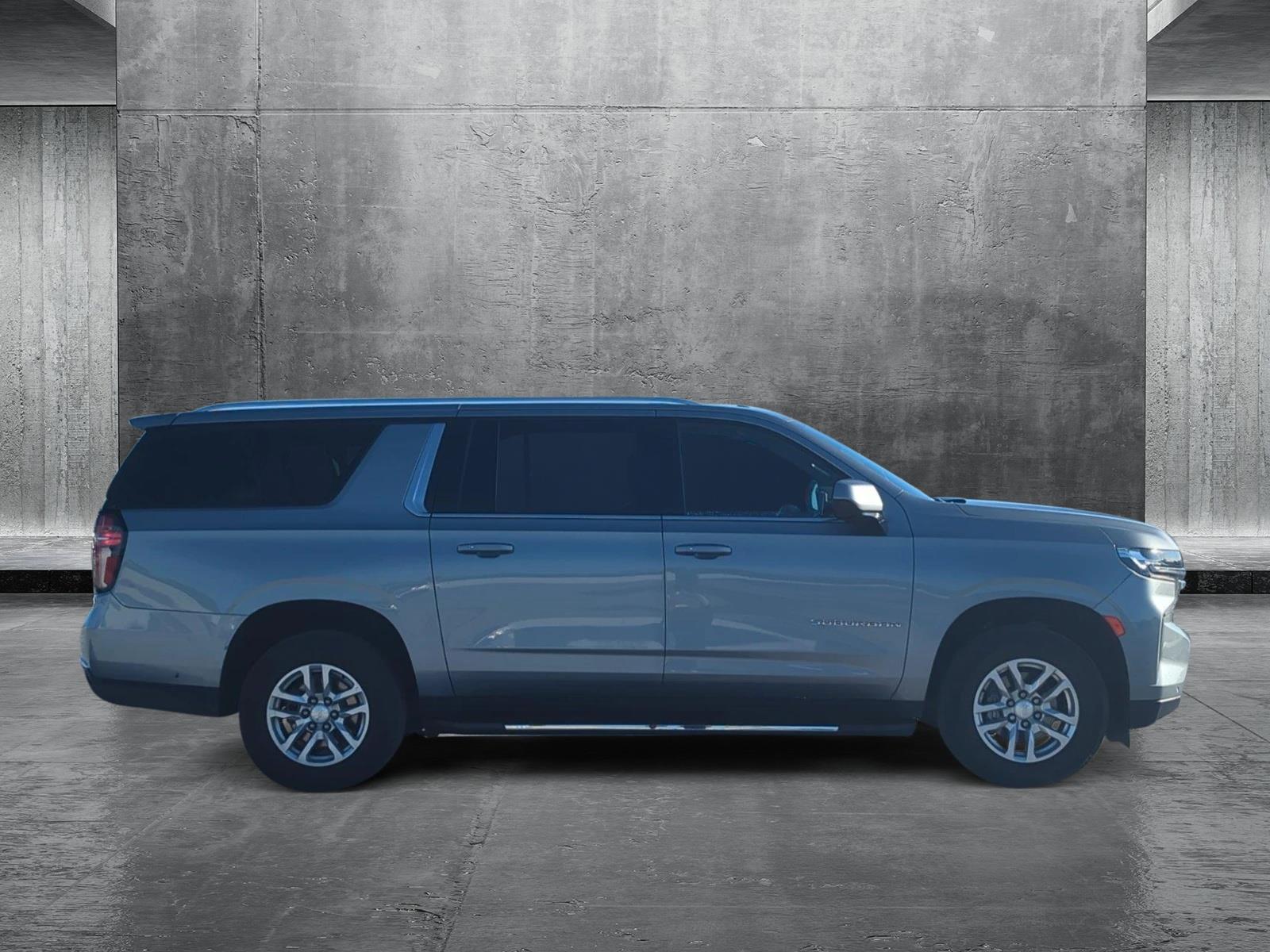 2023 Chevrolet Suburban Vehicle Photo in Ft. Myers, FL 33907