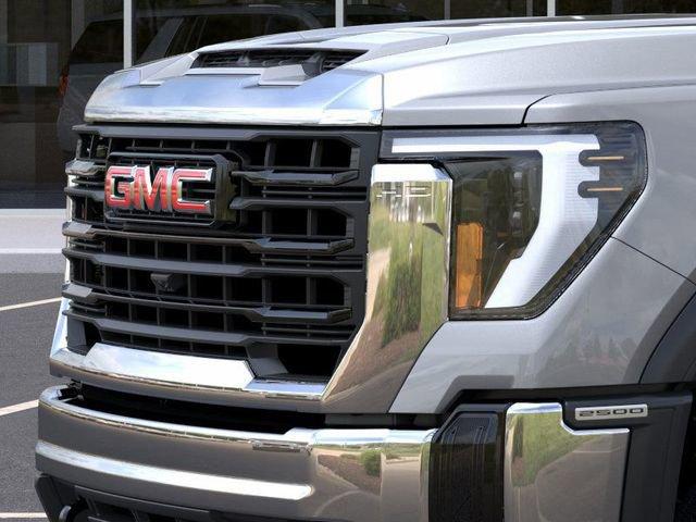 2025 GMC Sierra 2500 HD Vehicle Photo in MEDINA, OH 44256-9631