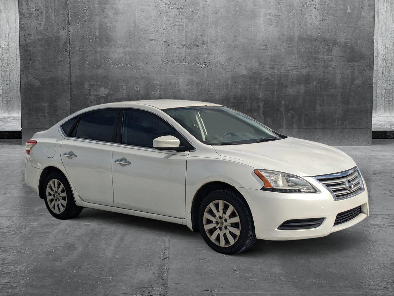 2015 Nissan Sentra Vehicle Photo in Pembroke Pines , FL 33084