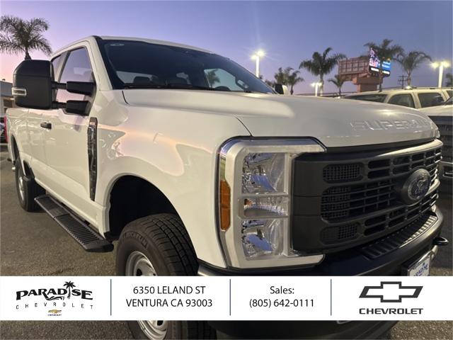 2024 Ford Super Duty F-350 SRW Vehicle Photo in VENTURA, CA 93003-8585