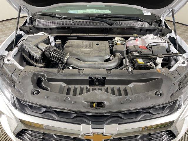 2025 Chevrolet Blazer Vehicle Photo in PHOENIX, AZ 85014-3381
