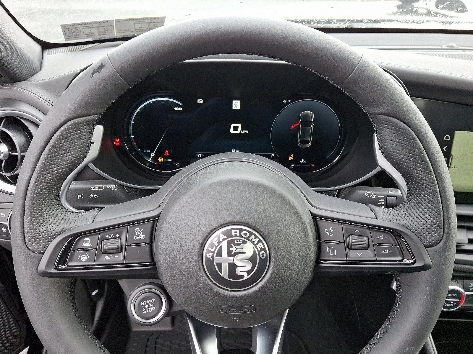 2025 Alfa Romeo Giulia Vehicle Photo in Mechanicsburg, PA 17050
