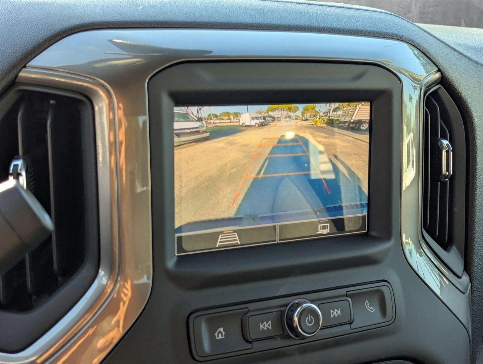 2025 Chevrolet Silverado 2500 HD Vehicle Photo in GREENACRES, FL 33463-3207