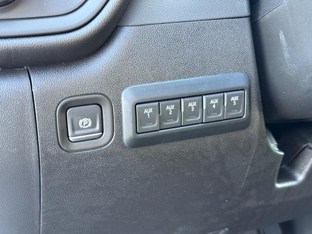 2025 Chevrolet Silverado 2500 HD Vehicle Photo in COLUMBIA, MO 65203-3903