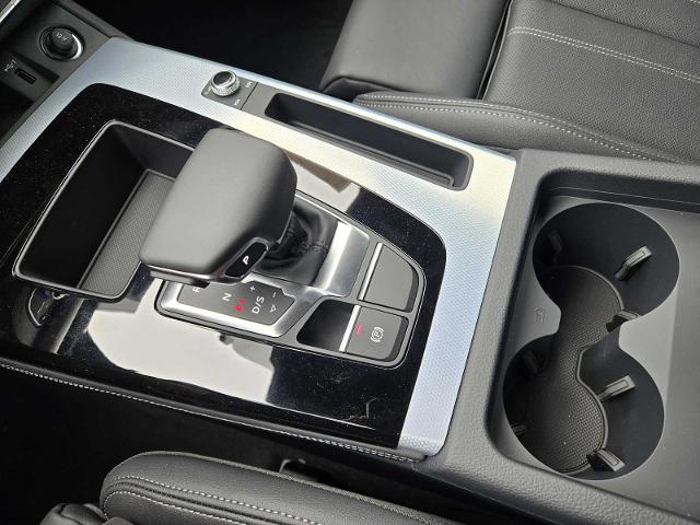 2025 Audi Q5 Sportback Vehicle Photo in SUGAR LAND, TX 77478