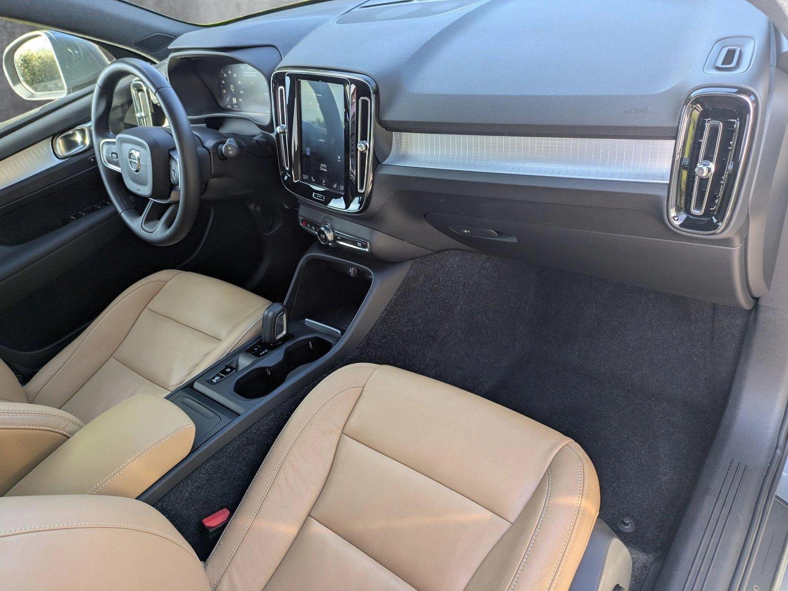 2019 Volvo XC40 Vehicle Photo in Sarasota, FL 34231
