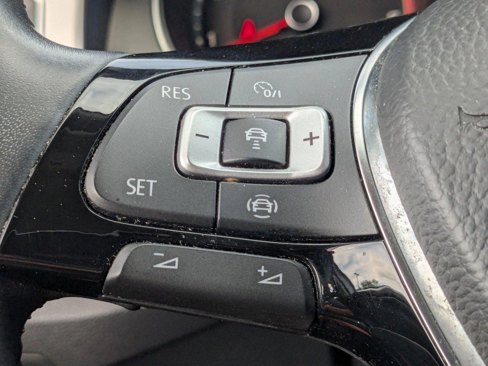 2019 Volkswagen Atlas Vehicle Photo in St. Petersburg, FL 33713