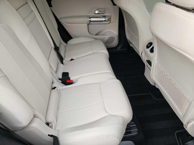 2025 Mercedes-Benz GLB Vehicle Photo in HOUSTON, TX 77079