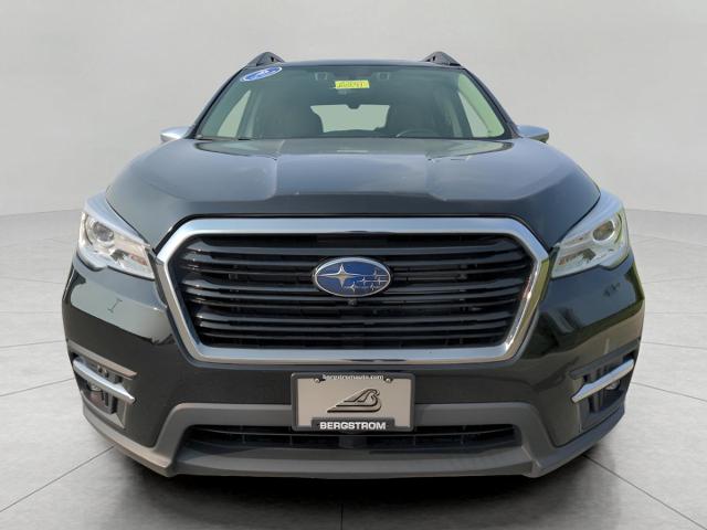 2022 Subaru Ascent Vehicle Photo in Green Bay, WI 54304
