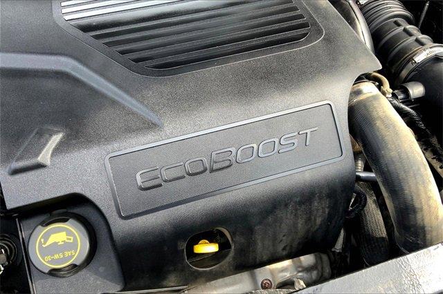 2019 Lincoln MKT Vehicle Photo in TOPEKA, KS 66609-0000
