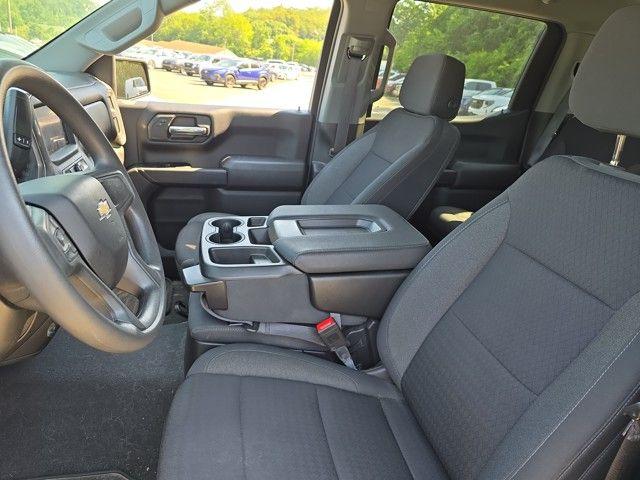 2022 Chevrolet Silverado 1500 Vehicle Photo in Pleasant Hills, PA 15236