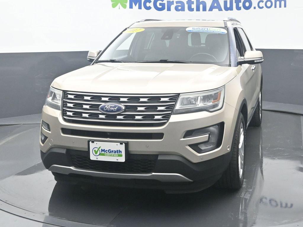 2017 Ford Explorer Vehicle Photo in Cedar Rapids, IA 52402