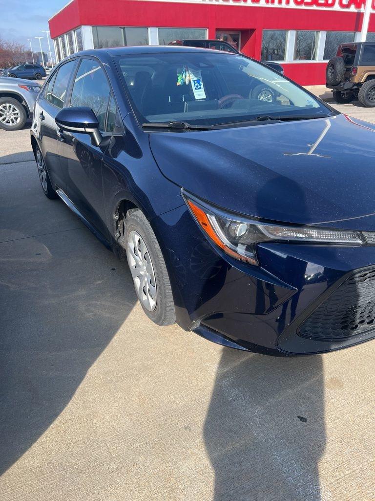 2021 Toyota Corolla Vehicle Photo in Cedar Rapids, IA 52402