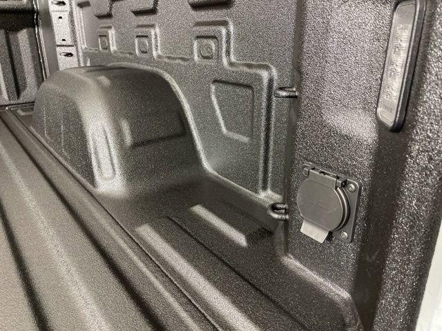 2025 Chevrolet Silverado 1500 Vehicle Photo in PHOENIX, AZ 85014-3381