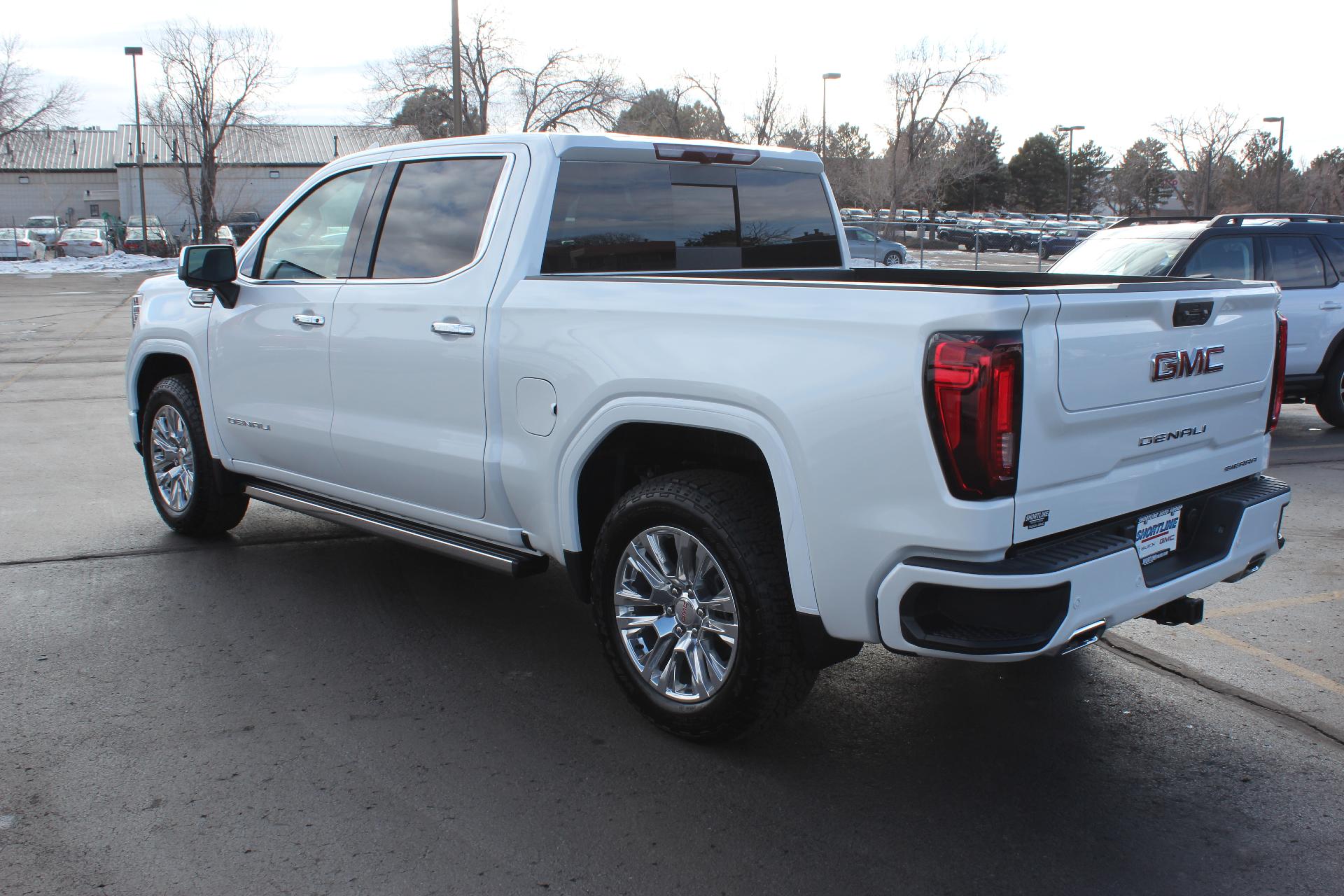 2025 GMC Sierra 1500 Vehicle Photo in AURORA, CO 80012-4011