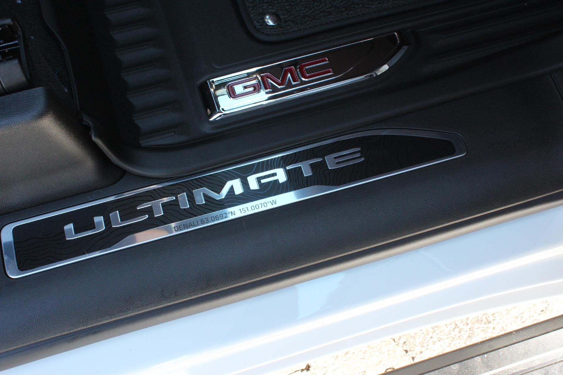 2025 GMC Sierra 1500 Vehicle Photo in AURORA, CO 80012-4011