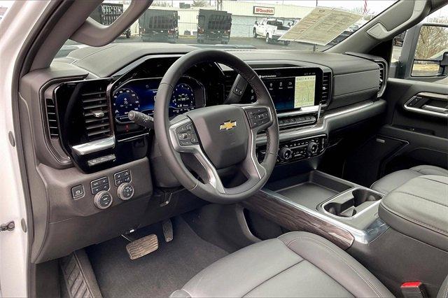 2025 Chevrolet Silverado 2500 HD Vehicle Photo in INDEPENDENCE, MO 64055-1314