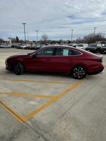 2024 Hyundai SONATA Vehicle Photo in Peoria, IL 61615