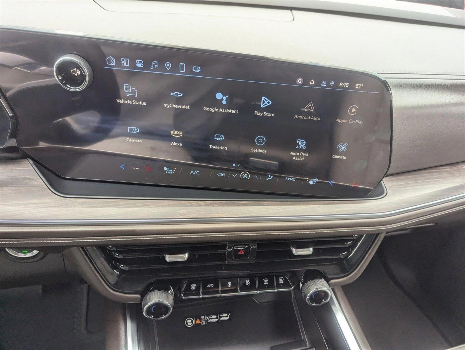 2025 Chevrolet Suburban Vehicle Photo in CORPUS CHRISTI, TX 78412-4902