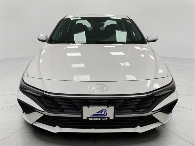 2025 Hyundai ELANTRA Hybrid Vehicle Photo in Appleton, WI 54913