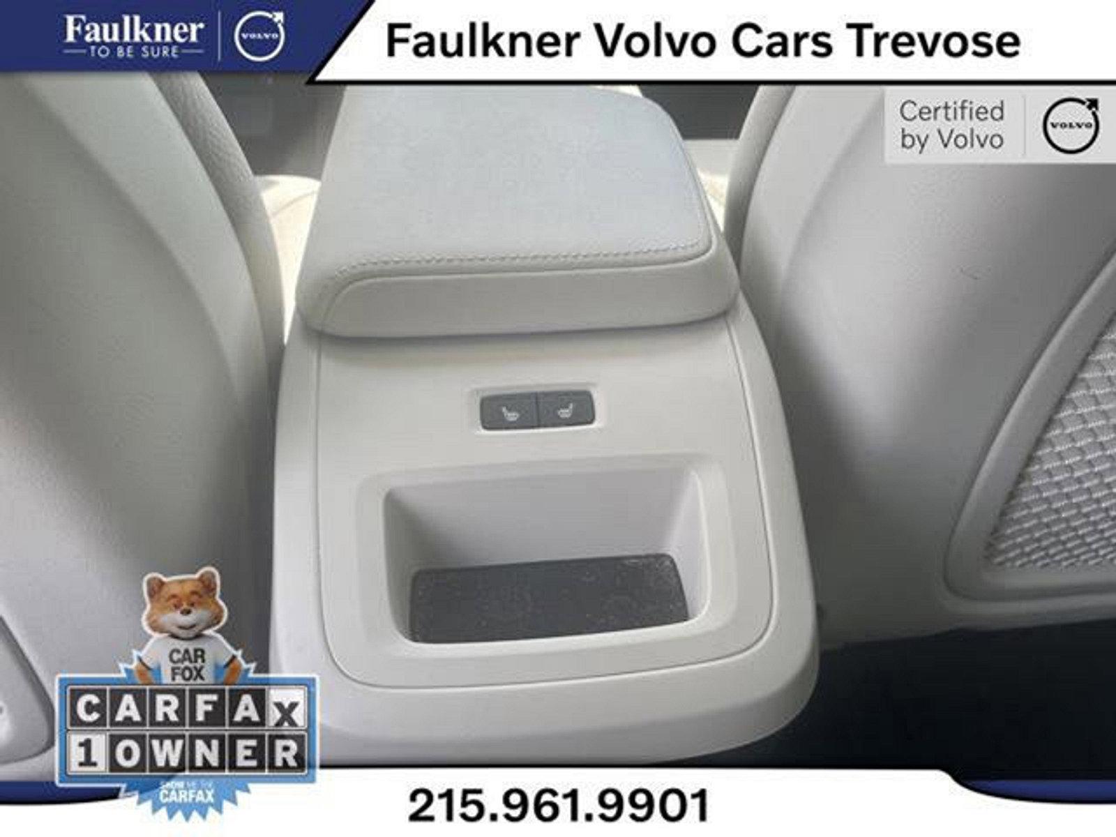 2023 Volvo V60 Cross Country Vehicle Photo in Trevose, PA 19053