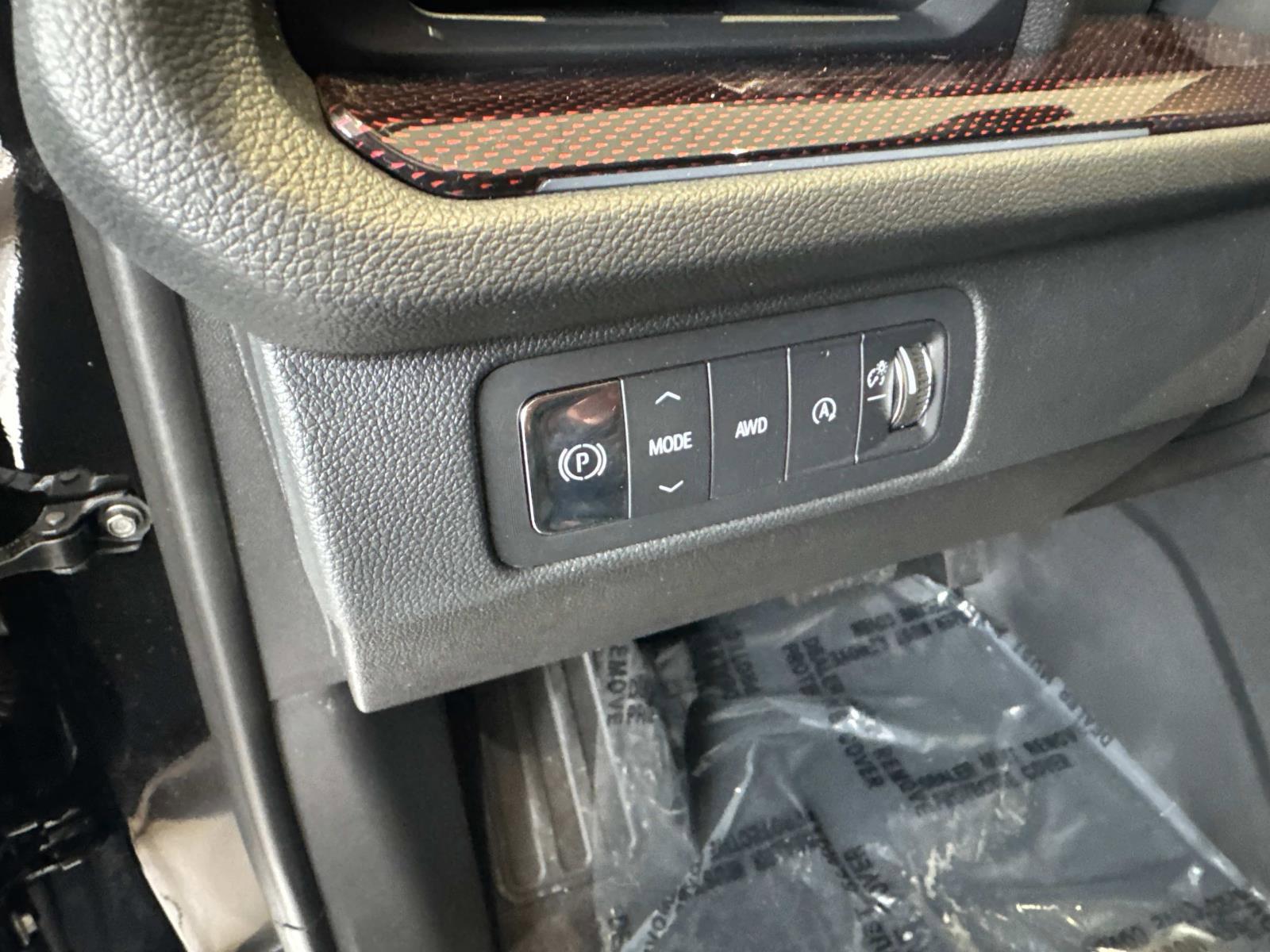 2025 Chevrolet Traverse Vehicle Photo in LOS ANGELES, CA 90007-3794