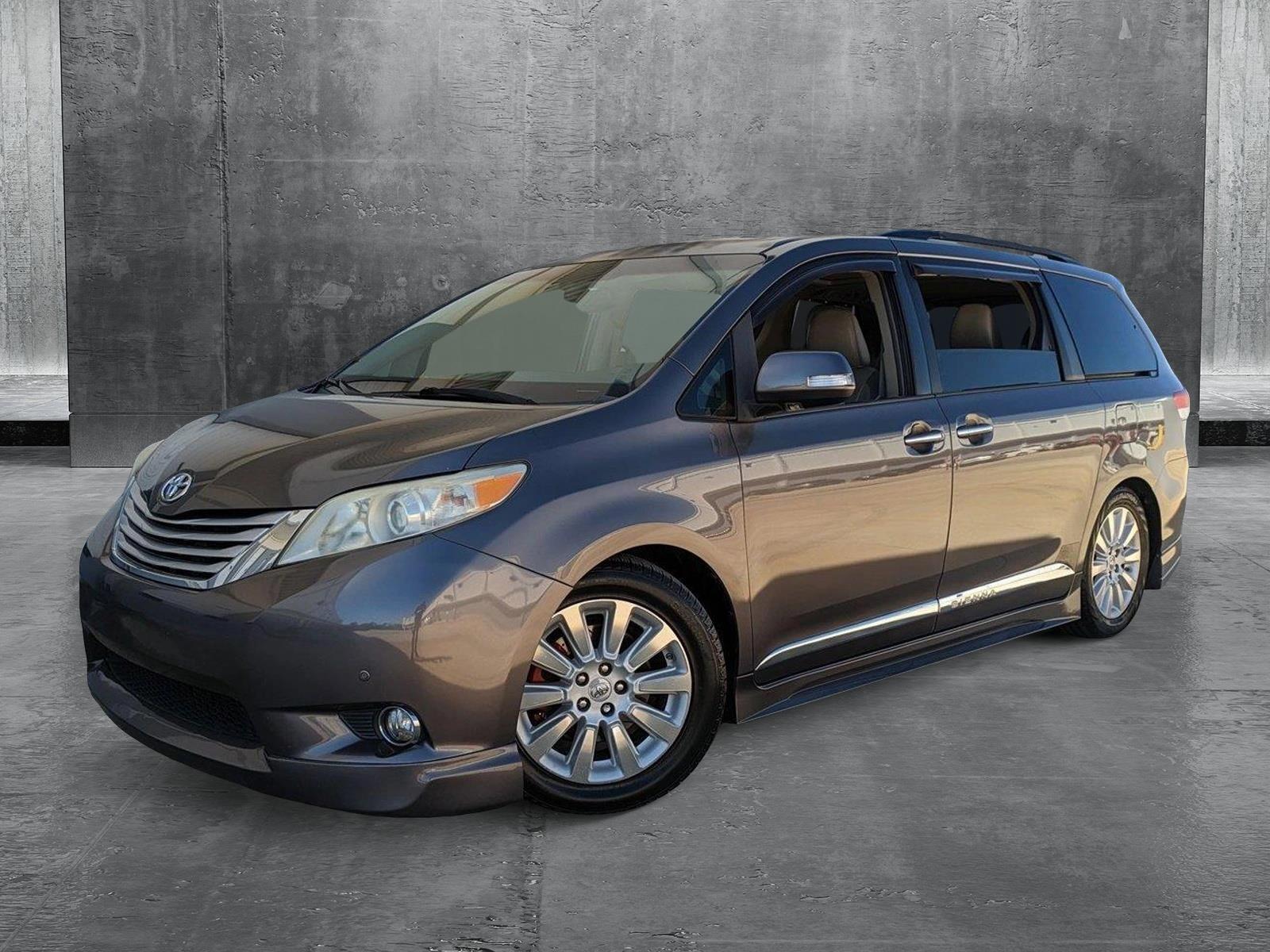 2013 Toyota Sienna Vehicle Photo in Winter Park, FL 32792