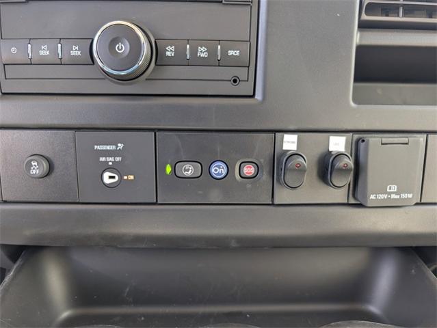 2024 Chevrolet Express Commercial Cutaway Vehicle Photo in ENGLEWOOD, CO 80113-6708