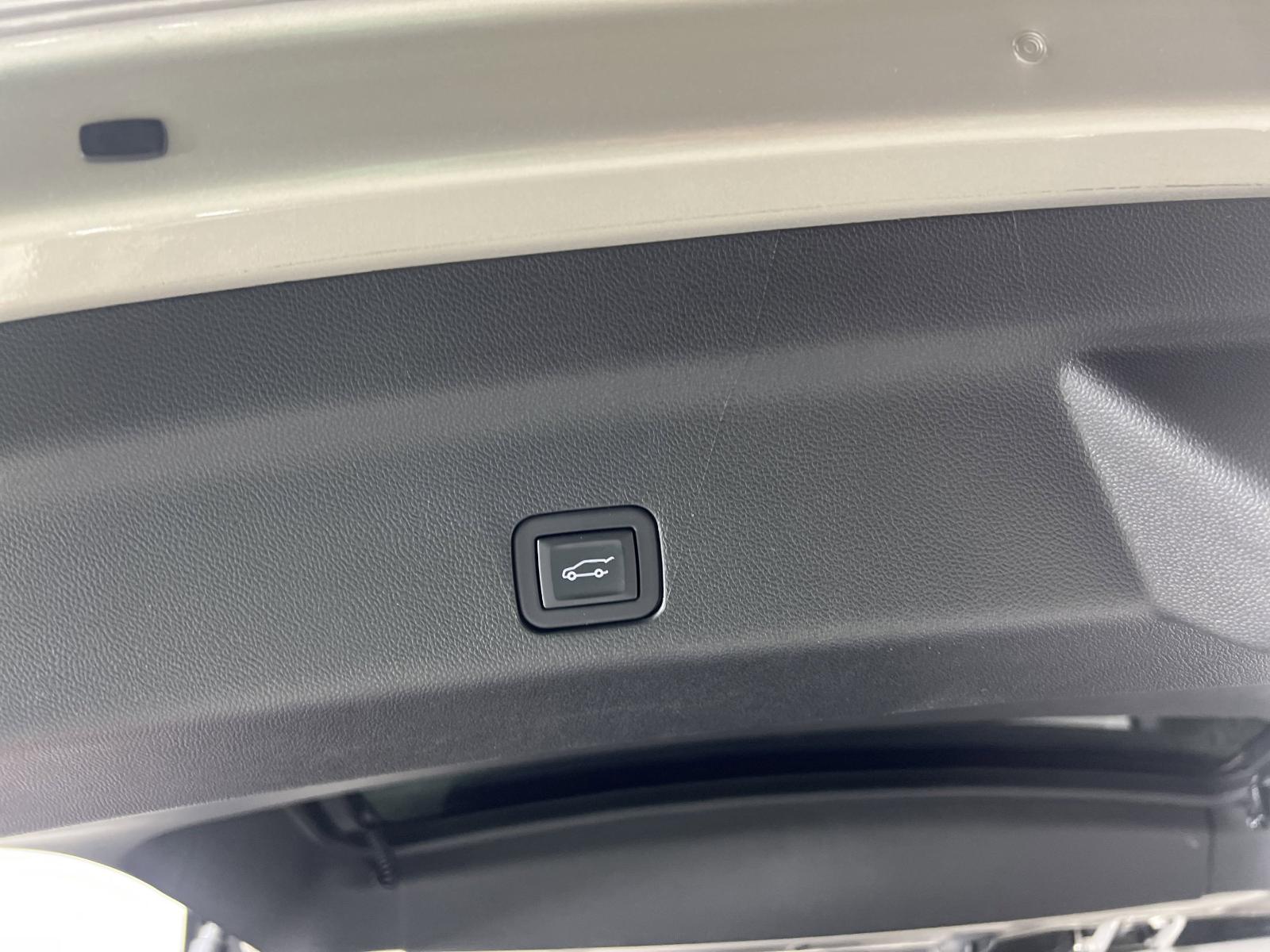 2023 GMC Yukon Vehicle Photo in GEORGETOWN, TX 78626-7508
