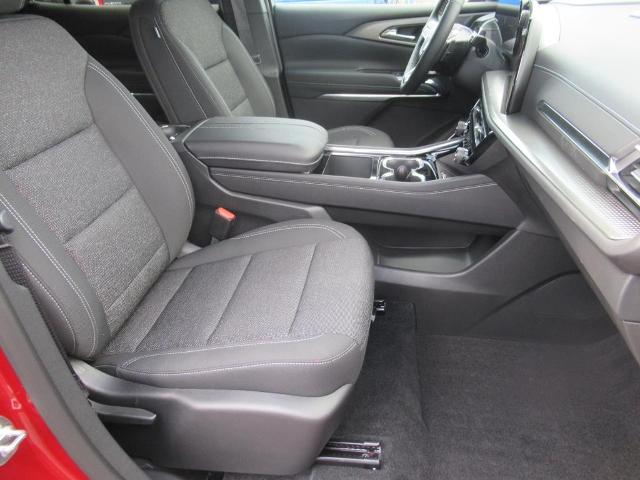 2025 Chevrolet Traverse Vehicle Photo in LEESBURG, FL 34788-4022