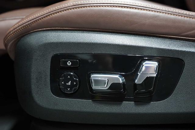 2025 BMW X7 xDrive40i Vehicle Photo in GRAPEVINE, TX 76051