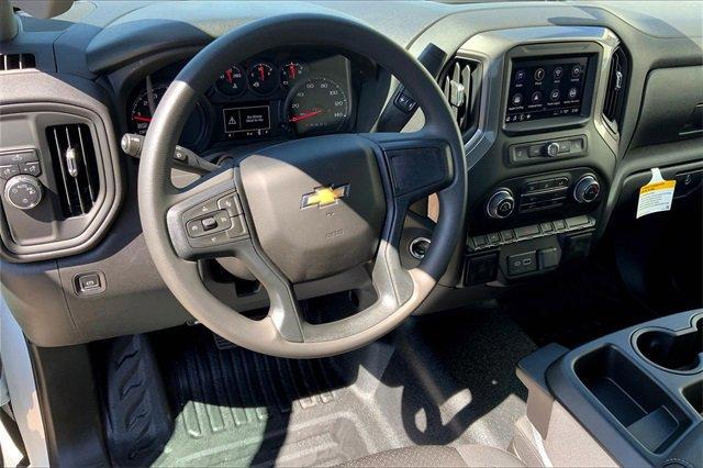 2025 Chevrolet Silverado 1500 Vehicle Photo in TOPEKA, KS 66609-0000