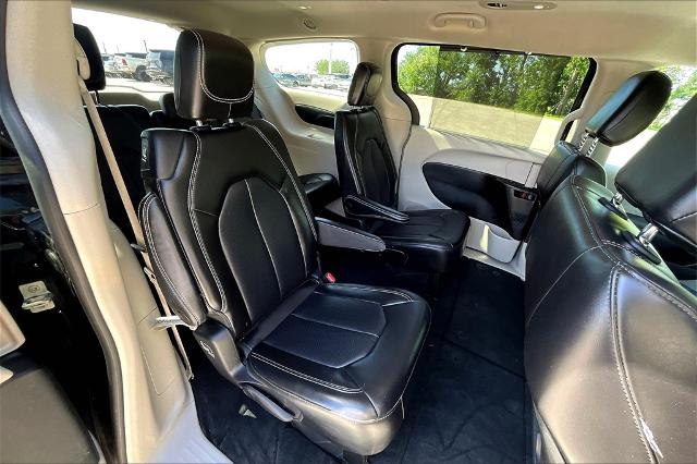 2023 Chrysler Pacifica Vehicle Photo in Tulsa, OK 74145