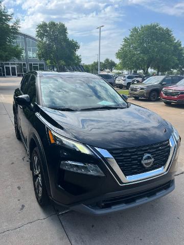 2022 Nissan Rogue Vehicle Photo in DALLAS, TX 75209