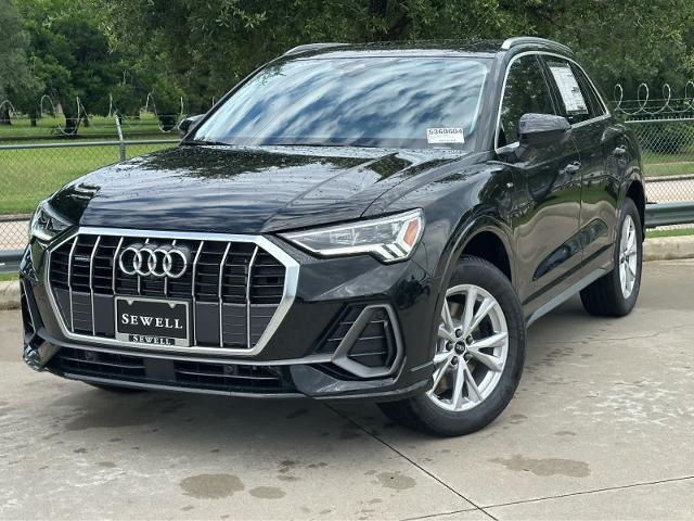 2025 Audi Q3 Vehicle Photo in HOUSTON, TX 77090