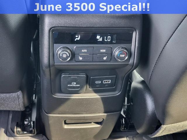 2023 GMC Acadia Vehicle Photo in GREEN BAY, WI 54304-5303