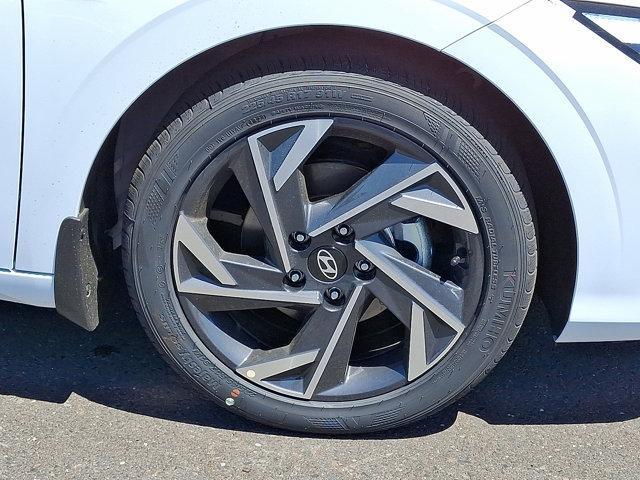 2025 Hyundai ELANTRA Vehicle Photo in Philadelphia, PA 19116