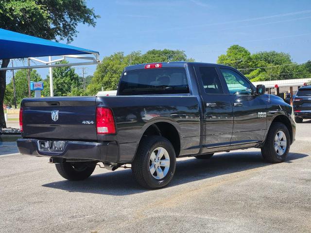 2018 Ram 1500 Vehicle Photo in DENTON, TX 76210-9321