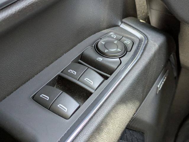 2024 Chevrolet Silverado 1500 Vehicle Photo in BRUNSWICK, GA 31525-1881