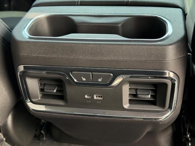 2024 GMC Sierra 1500 Vehicle Photo in COLUMBIA, MO 65203-3903