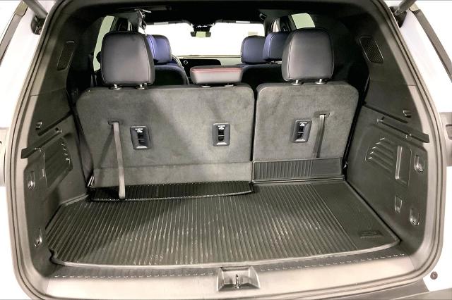 2024 Chevrolet Traverse Vehicle Photo in Lees Summit, MO 64086