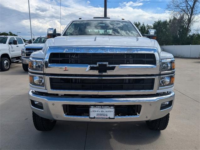 2024 Chevrolet Silverado Chassis Cab Vehicle Photo in ENGLEWOOD, CO 80113-6708