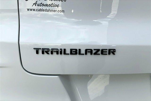 2022 Chevrolet Trailblazer Vehicle Photo in TOPEKA, KS 66609-0000