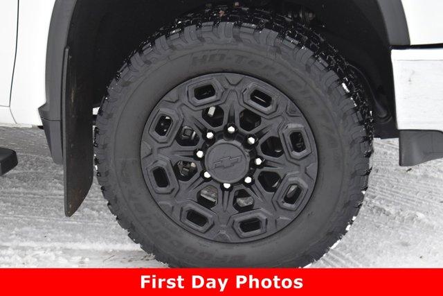 2023 Chevrolet Silverado 3500HD LTZ photo 34