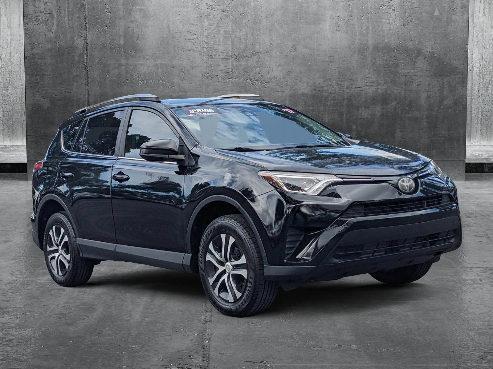 2017 Toyota RAV4 Vehicle Photo in GREENACRES, FL 33463-3207