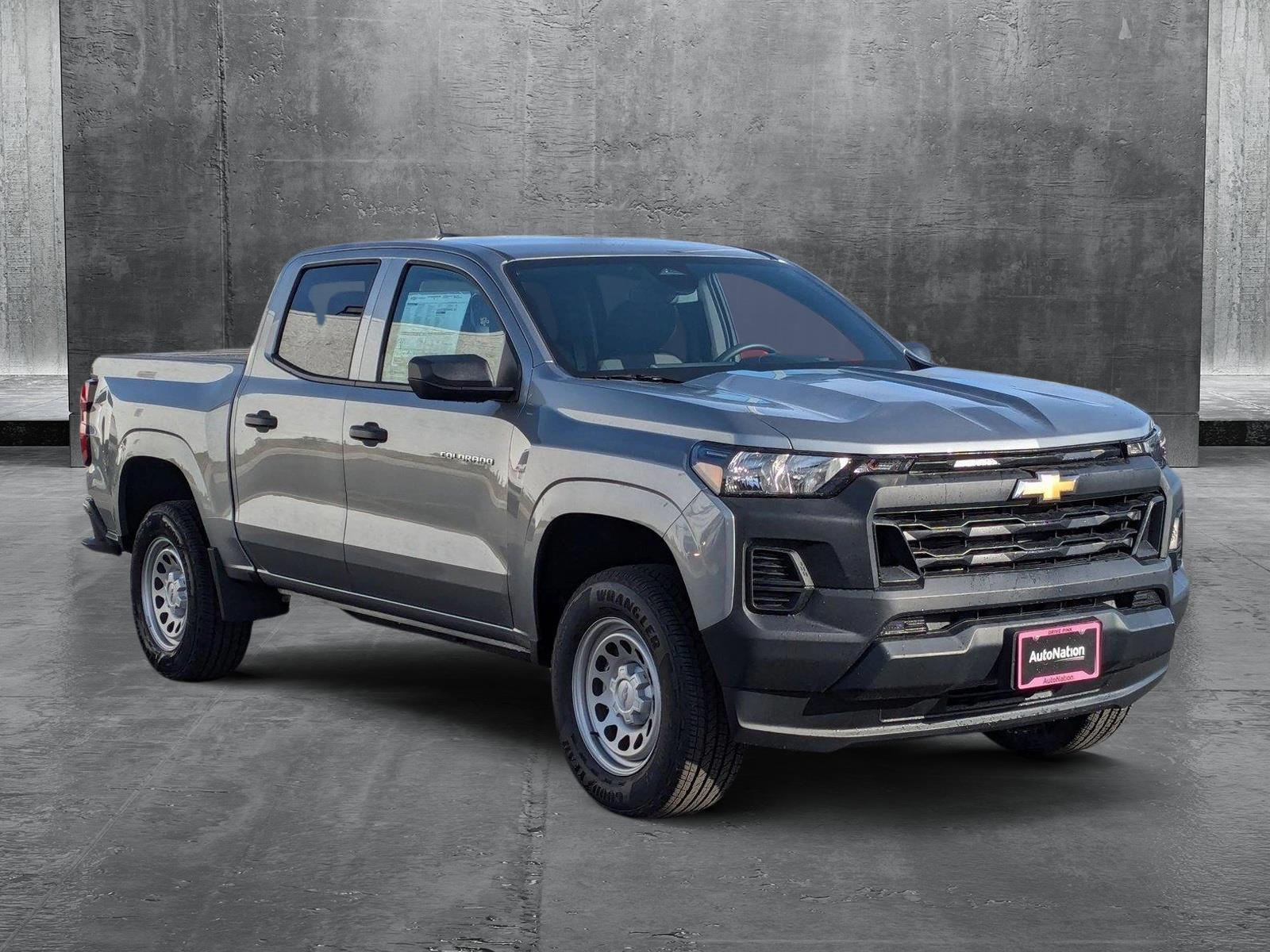 2024 Chevrolet Colorado Vehicle Photo in VALENCIA, CA 91355-1705