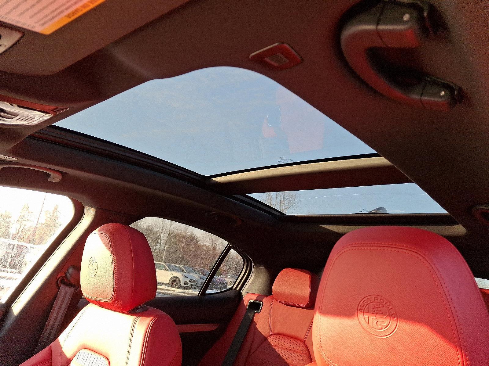 2025 Alfa Romeo Stelvio Vehicle Photo in Willow Grove, PA 19090