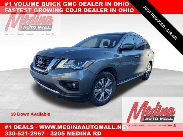 2020 Nissan Pathfinder Vehicle Photo in MEDINA, OH 44256-9631