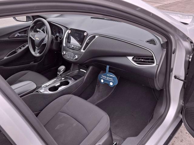 2022 Chevrolet Malibu Vehicle Photo in NEDERLAND, TX 77627-8017