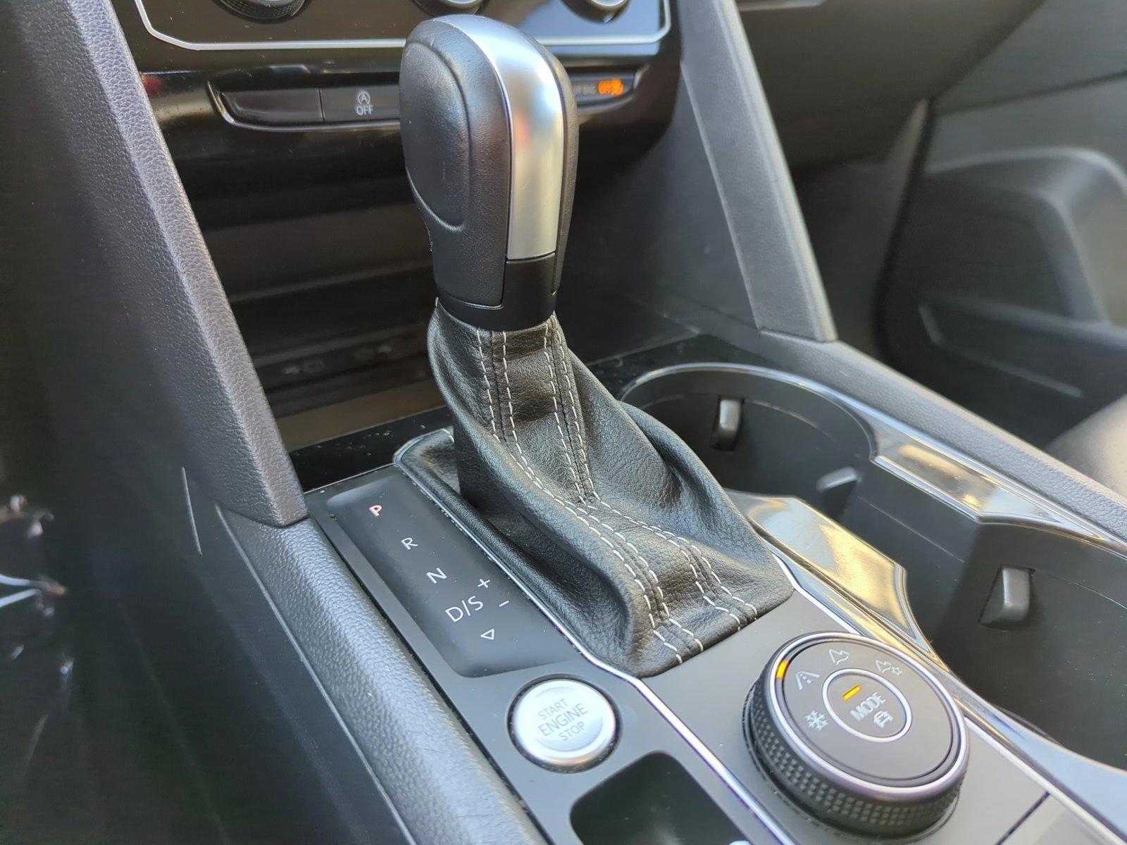 2022 Volkswagen Atlas Vehicle Photo in Memphis, TN 38128